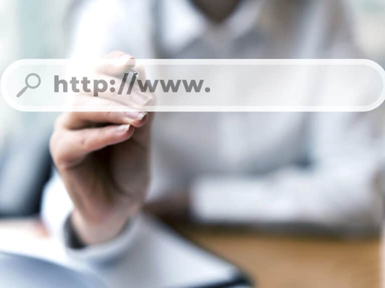 網路開店系統中使用免費子網域與主網域的差異